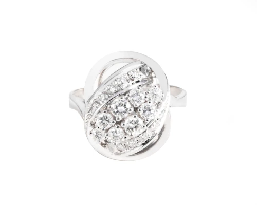 Pierścionek w białym złocie z brylantami, ok. 1 ct