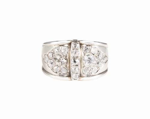 Pierścionek z 21 diamentami, ok. 1,40 ct w białym złocie