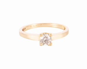 Złoty pierścionek W. KRUK z diamentem ok. 0,37 ct