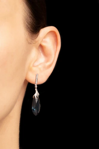 Kolczyki z topazami ok. 14,09 ct i 34 diamentami