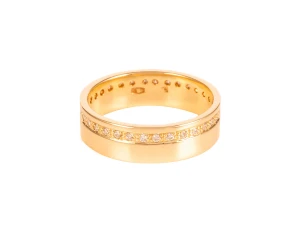 Złota obrączka wysadzana 32 diamentami o masie ok. 0, 20 ct