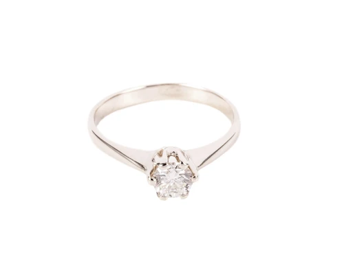 Pierścionek z diamentem masy ok. 0,40 ct