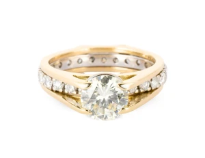 Pierścionek z centralnym diamentem ok. 1,20 ct i bocznymi ok. 0,80 ct