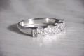 Pierścionek białe złoto z diamentami 7836